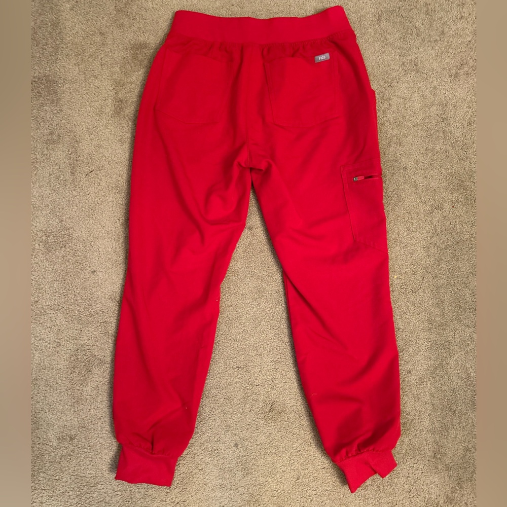 Figs Winning Red Zamora joggers size small petite. - Picture 2 of 5